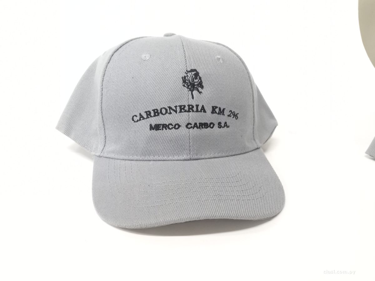 Keppis con logo bordado